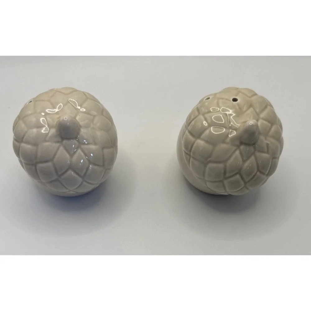 Ceramic Acorn Salt and Pepper Shakers Offwhite